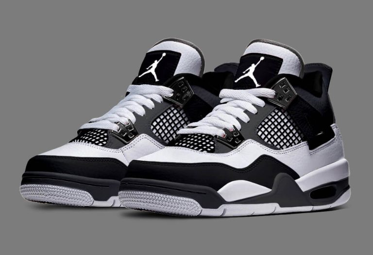Straight out of a silent film! – Air Jordan 4 Greyscale